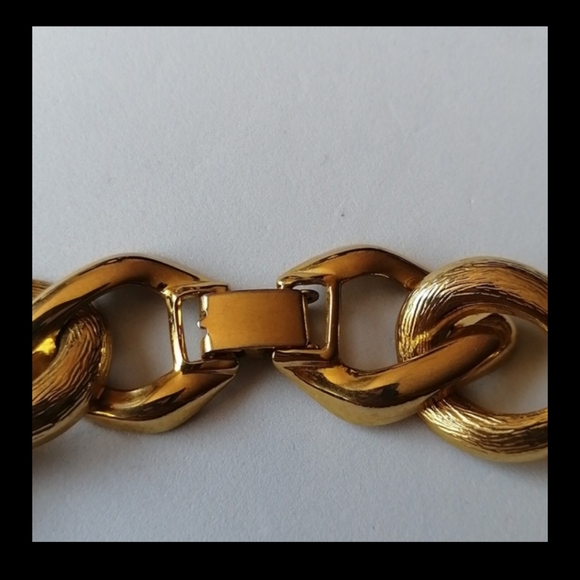 Vintage Napier unsigned Necklace Gold Chunky Chain Oval Eternity Links Statement - Picture 7 of 11